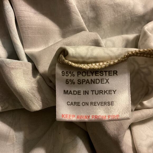 Isle Apparel Shift Dress Tunic Medallion Mandala Slinky Stretchy Made in Turkey - Picture 9 of 12